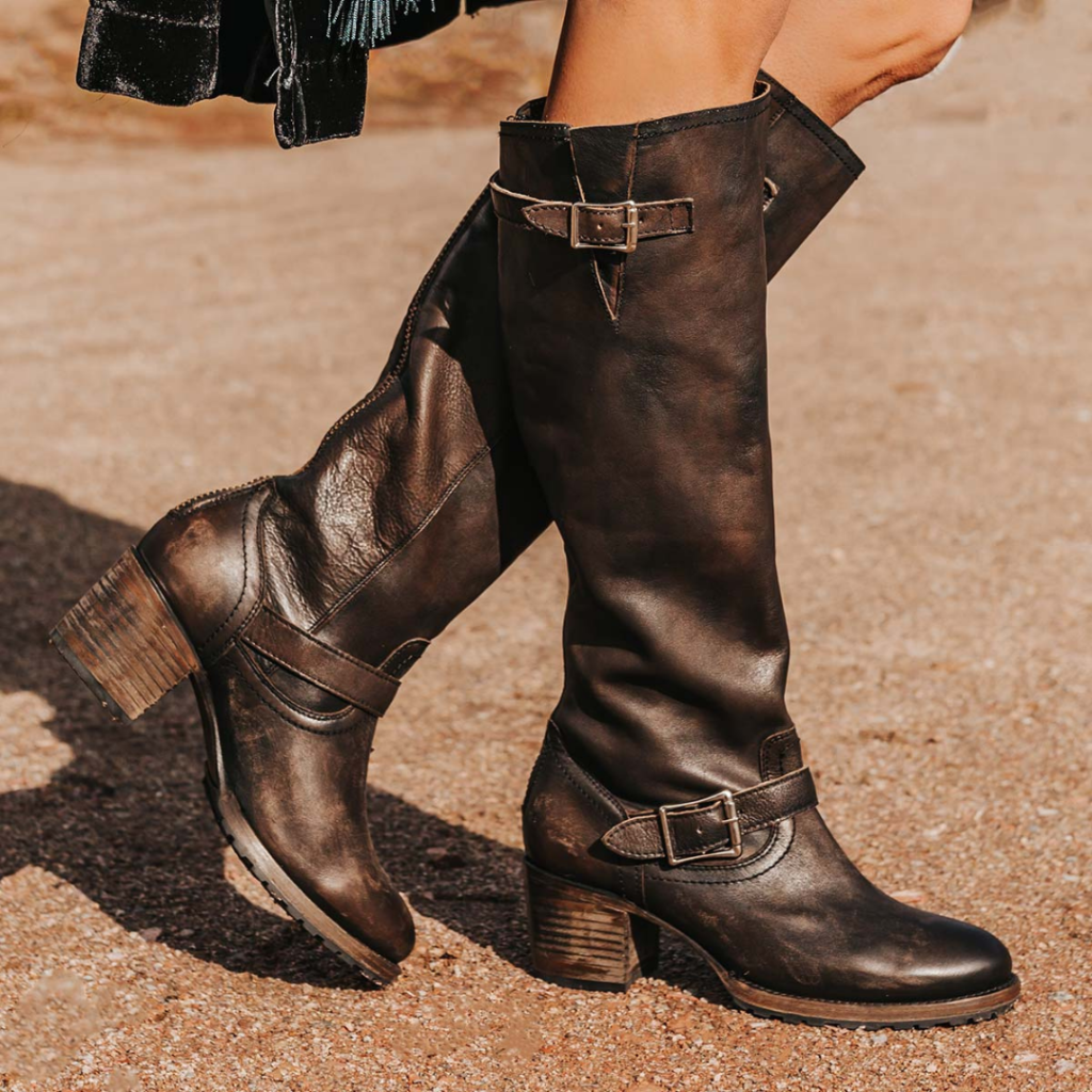 Best FW 2021 Boot Trends For Petites